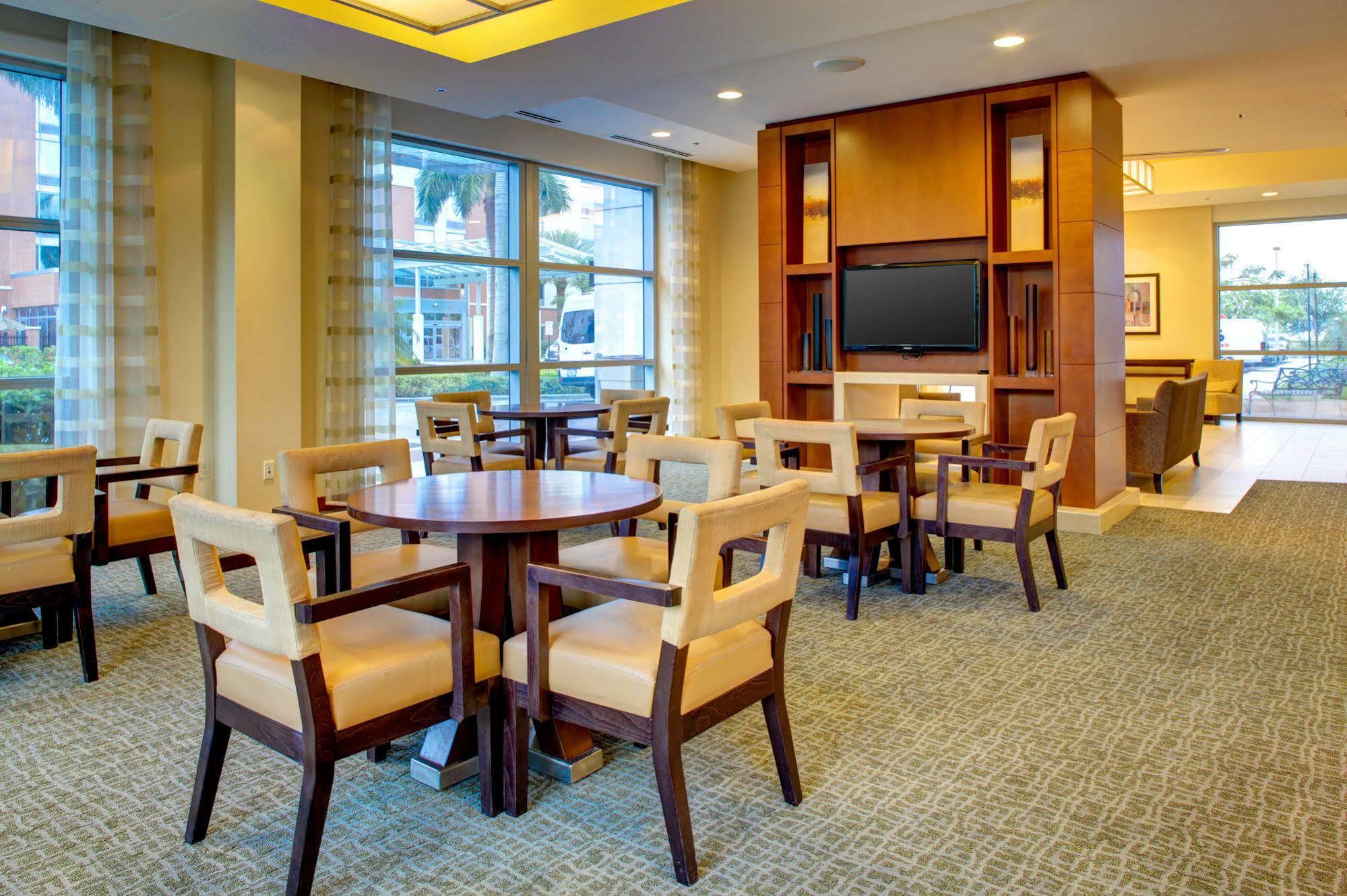 Hyatt House Fort Lauderdale Airport/Cruise Port Dania Beach Exteriér fotografie